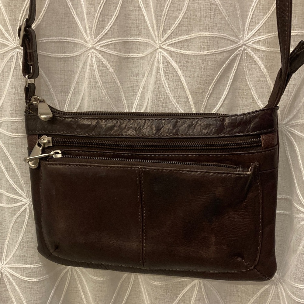 Le Donne Brown Leather Purse